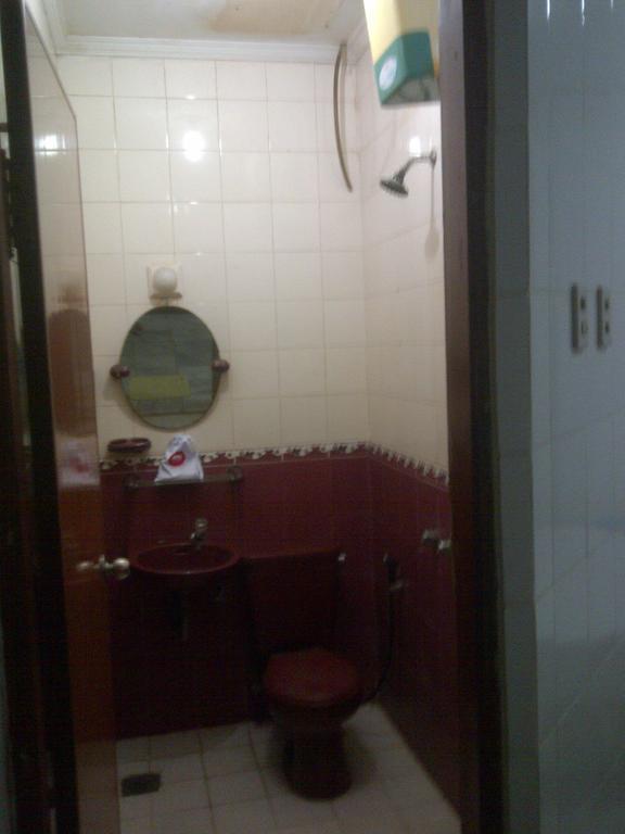 Hotel Pinangsia Jakarta Extérieur photo